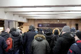 Transport problems at Lybidska metro station in Kyiv